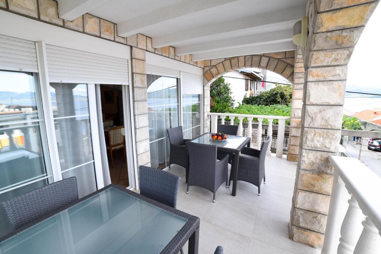 Villa Ana Komarna Exterior foto